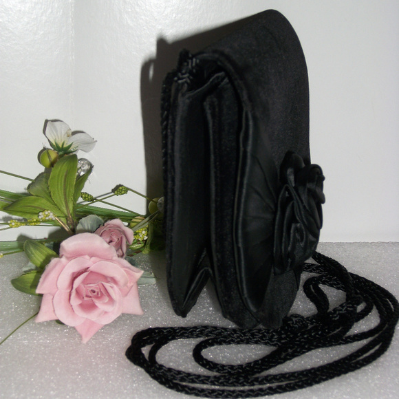 EATON Evening Bag Clutch Black Velour NWOT - Picture 2 of 7